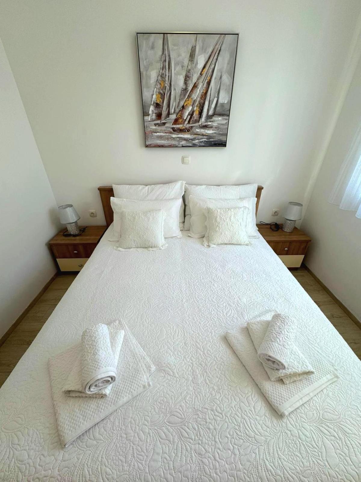 Apartment Misic تروغير المظهر الخارجي الصورة