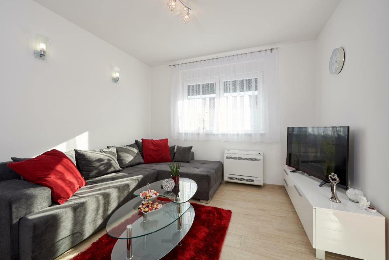 Apartment Misic تروغير المظهر الخارجي الصورة