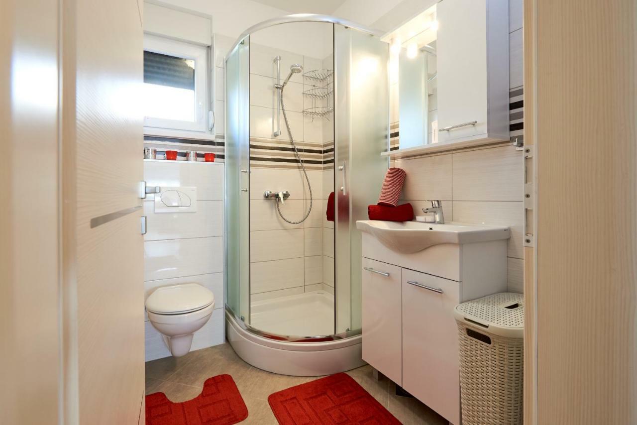 Apartment Misic تروغير المظهر الخارجي الصورة