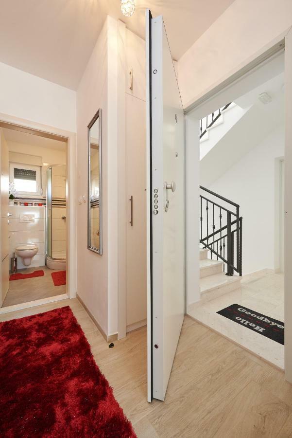 Apartment Misic تروغير المظهر الخارجي الصورة